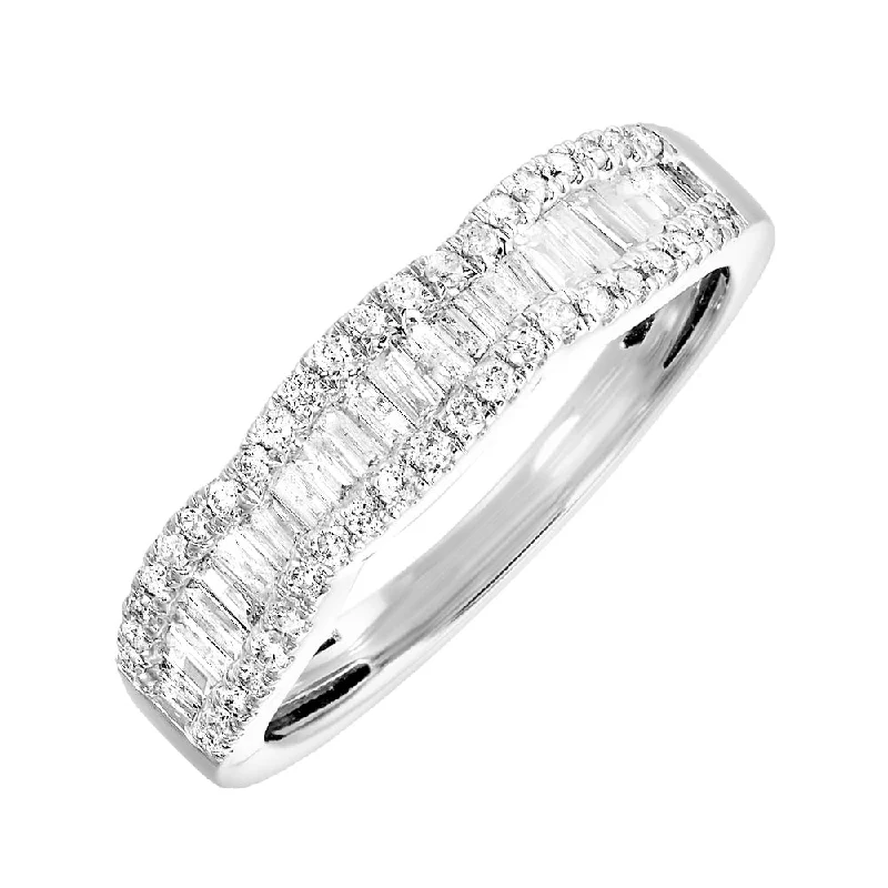 14KT WHITE GOLD DIAMOND (1/2CTW) RING