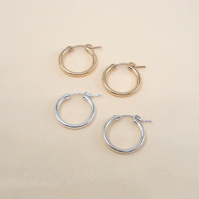 Medium Hinge Hoops