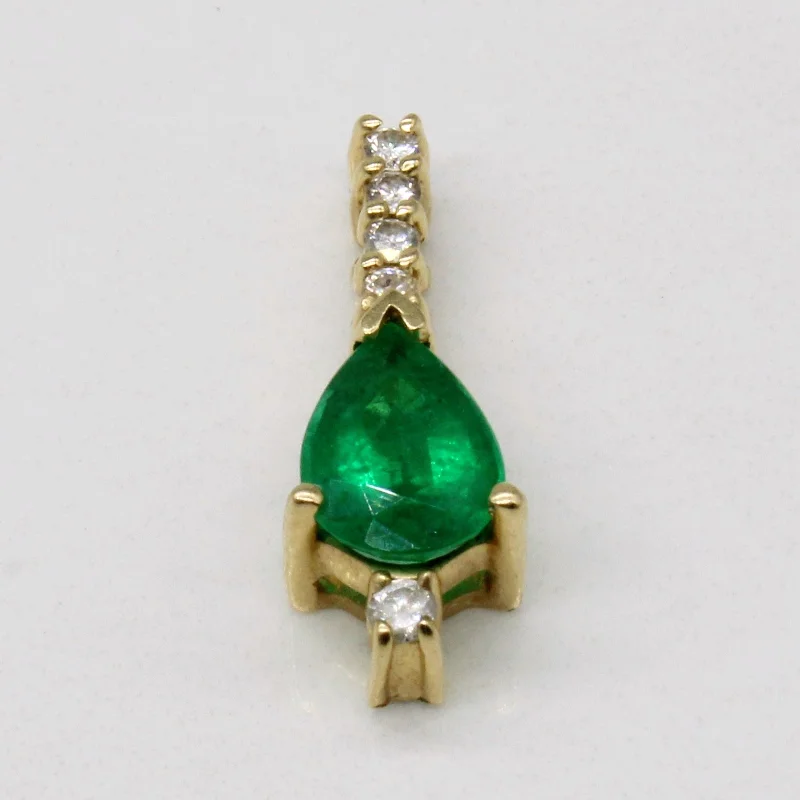 Emerald & Diamond Pendant | 0.90ct, 0.07ctw |