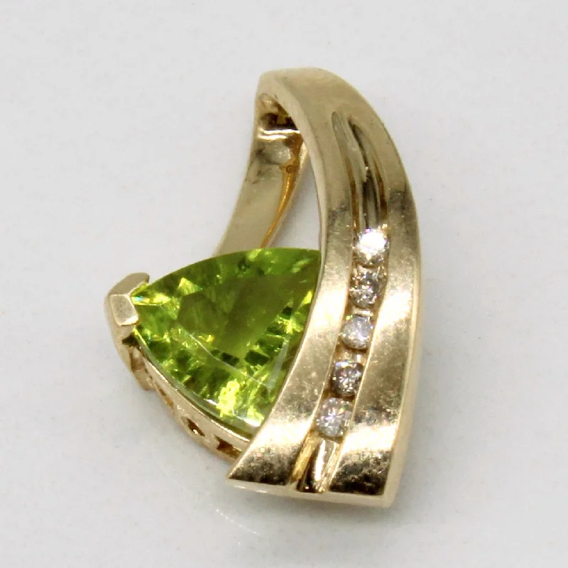 Peridot & Diamond Pendant | 1.15ct, 0.04ctw |