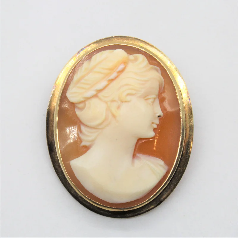 Convertible Cameo Pendant/Brooch |